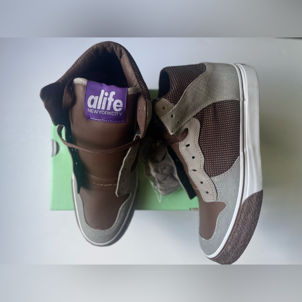 ALife Everybody Hi Premium Cocoa Men Sneakers Size 8